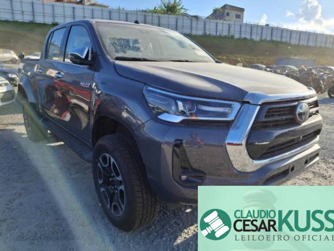 TOYOTA HILUX CD 24/25 TOYOTA HILUX CD 24/25