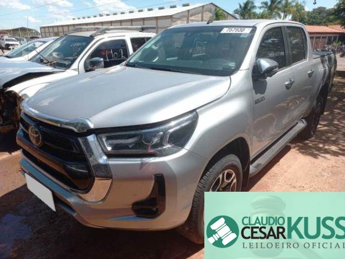 TOYOTA HILUX CD 21/21 TOYOTA HILUX CD 21/21