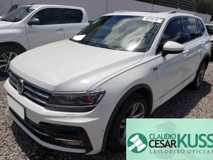 VOLKSWAGEN TIGUAN 18/18 VOLKSWAGEN TIGUAN 18/18