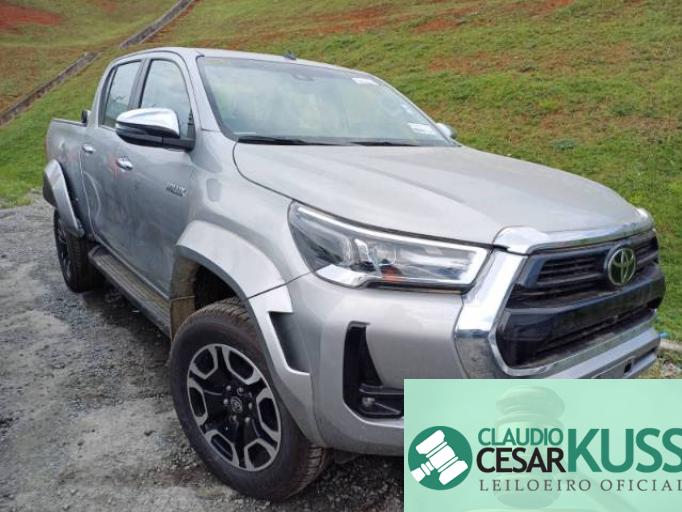 TOYOTA HILUX CD 24/24 TOYOTA HILUX CD 24/24